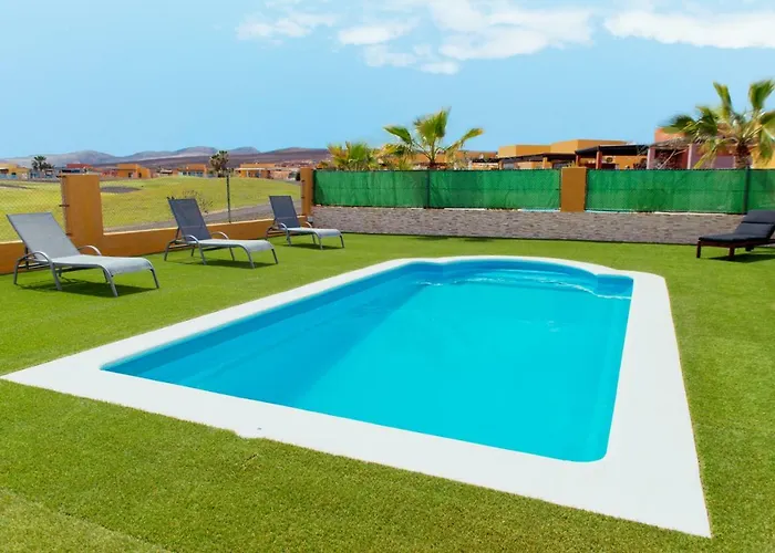 Surprise Only Solar Energy Vila *